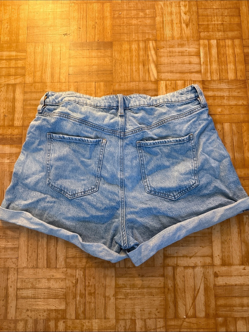 Dynamite Light Blue Washed Denim Shorts - Picture 2 of 2